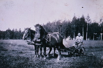 Maa tarvitsee muokkaajansa.